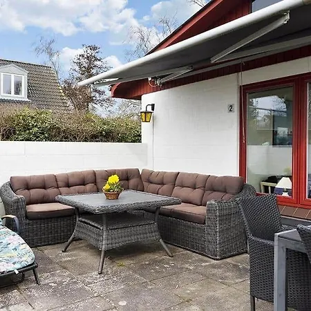 Ae305-aeroskobing-hanses-ager-2 Nyaraló *